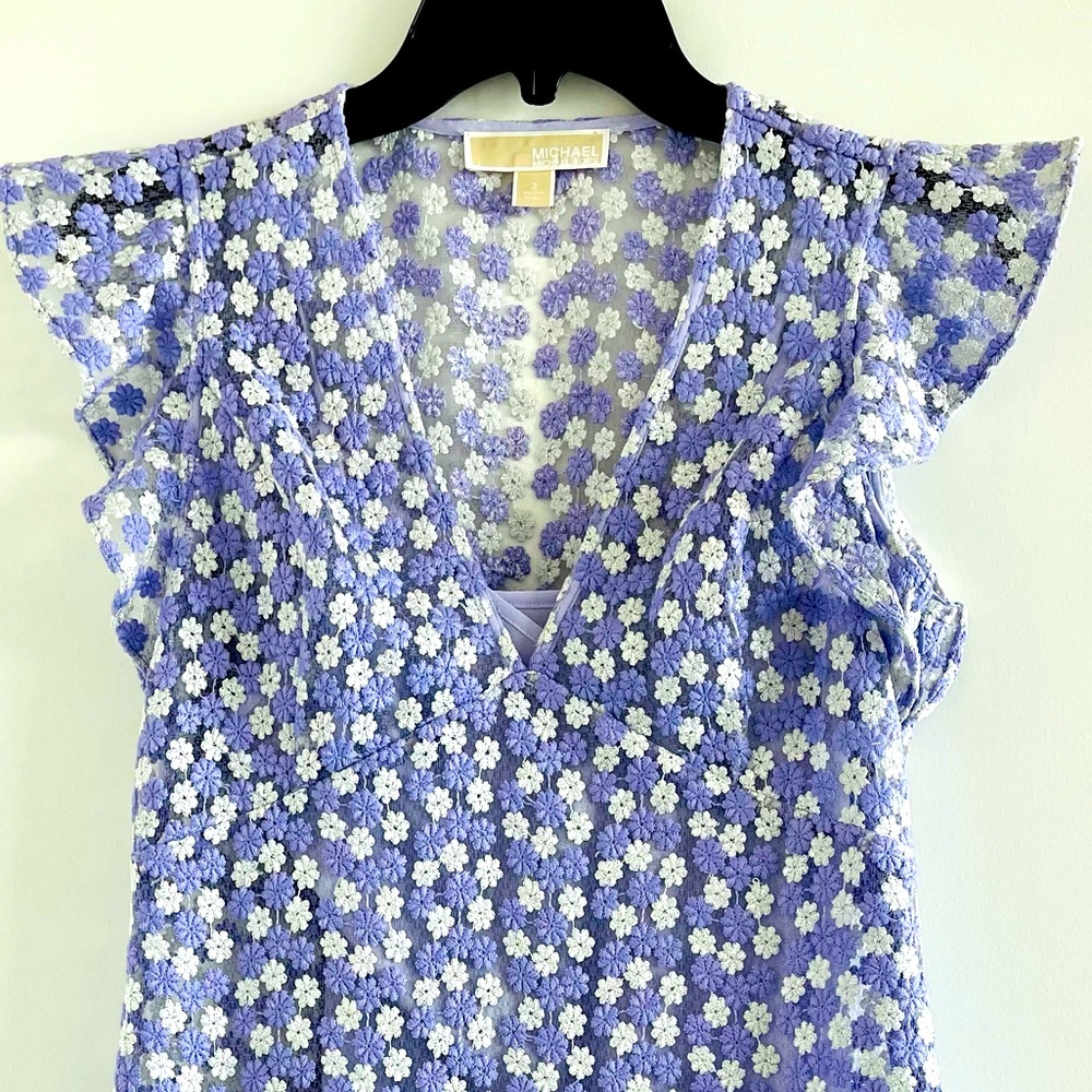 Woman’s empire waist v-neck dress